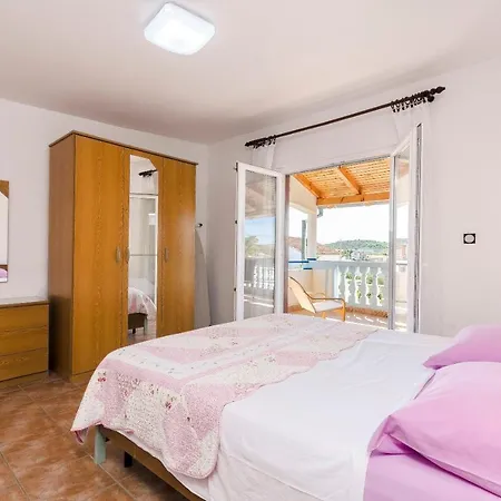 Jerko Apartment Jezera